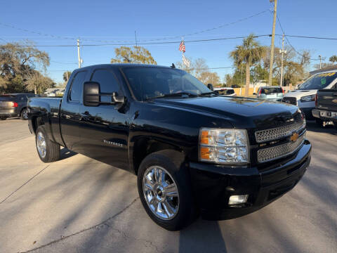 2013 Chevrolet Silverado 1500 for sale at Mike's Trucks & Cars in Port Orange FL