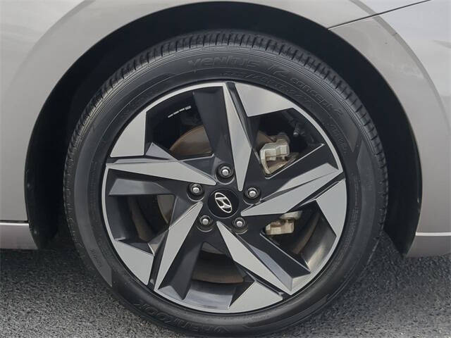 2023 Hyundai Elantra