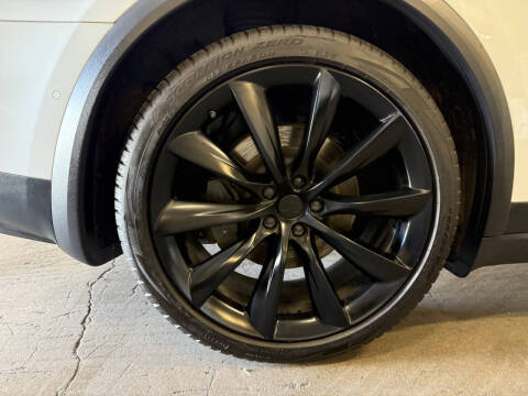 2020 Tesla Model X Long Range Plus