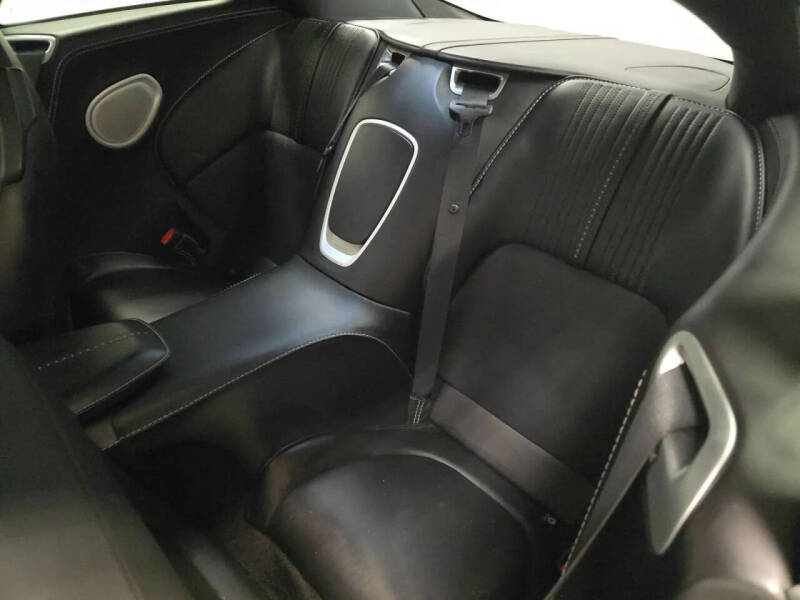 2018 Aston Martin DB11 V12