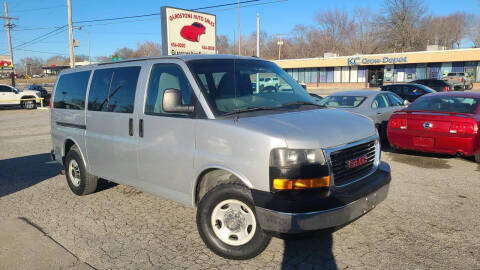 2014 GMC Savana for sale at GLADSTONE AUTO SALES    GUARANTEED CREDIT APPROVAL in Gladstone MO
