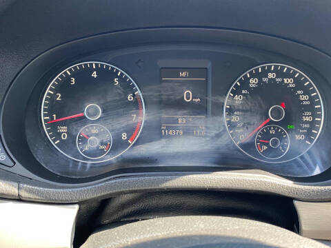 2014 Volkswagen Passat 1.8T SE