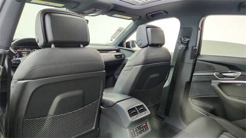 2023 Audi e-tron S Sportback quattro Prestige