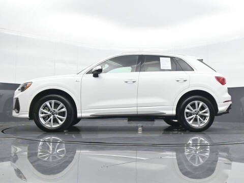 2022 Audi Q3 quattro S line Premium 45 TFSI