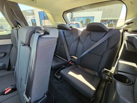 2025 Volvo XC90 B6 Plus Bright Theme 7P