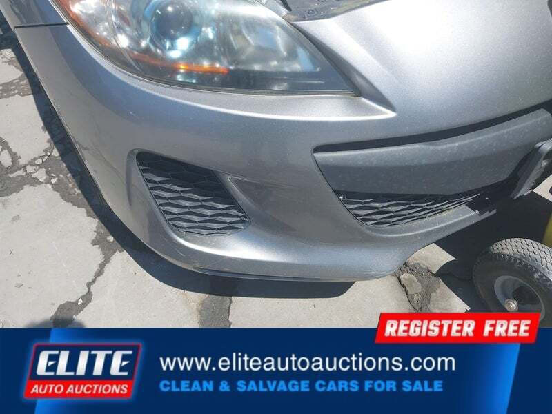 2012 Mazda MAZDA3 i Touring