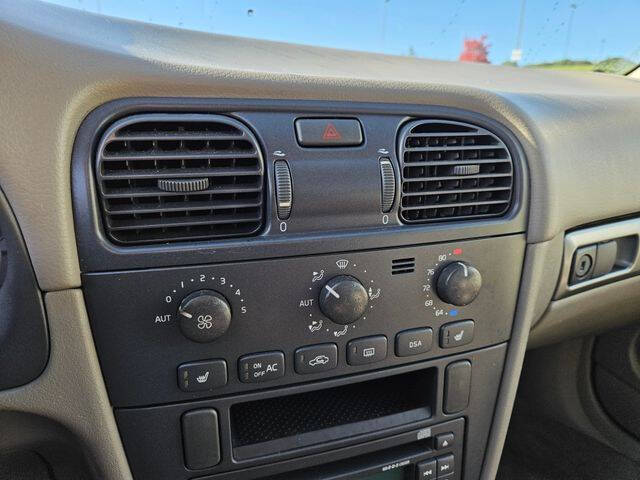 2004 Volvo S40