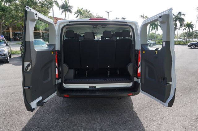 2024 Ford Transit 350 XLT