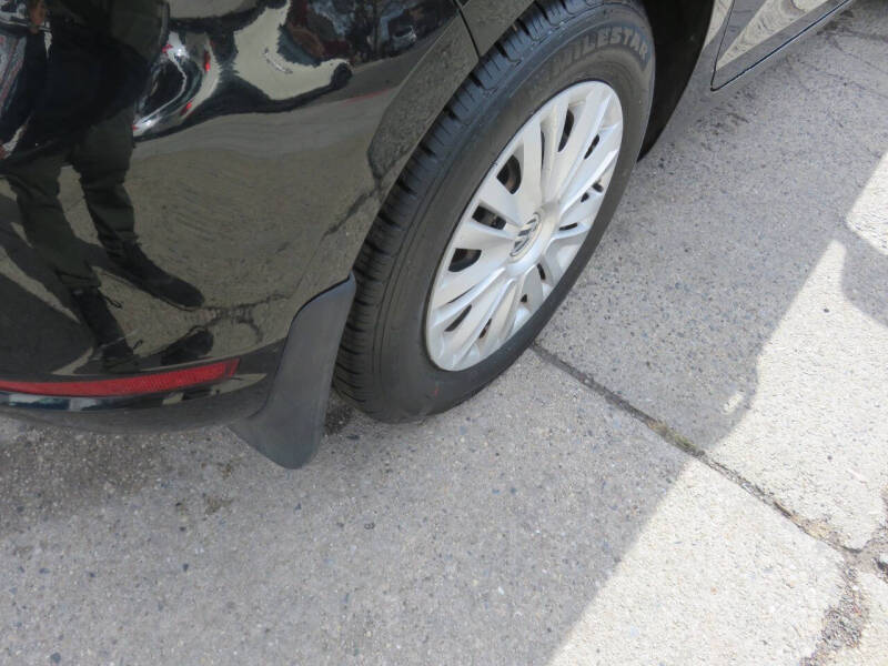 2014 Volkswagen Golf 2.5L PZEV