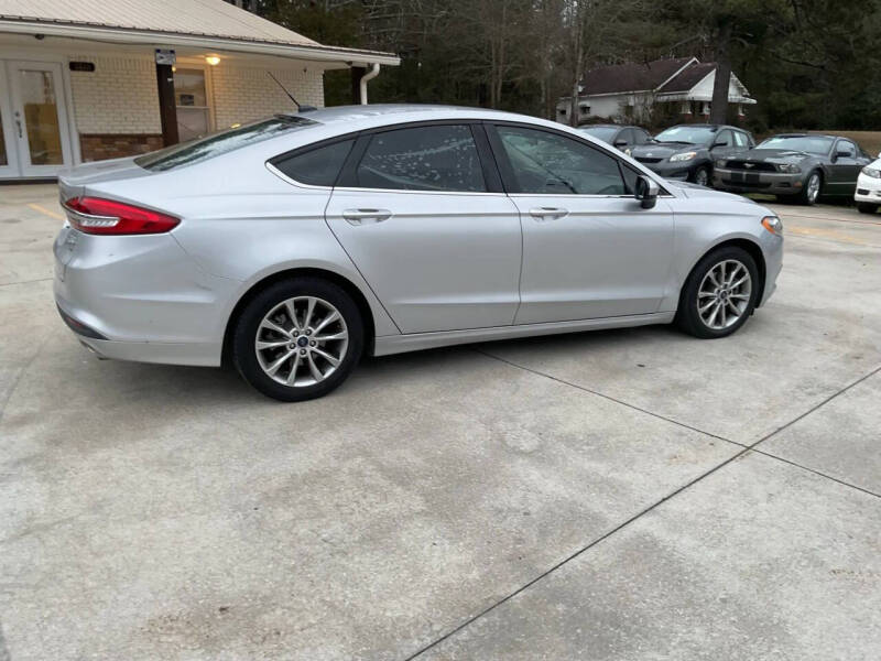 2017 Ford Fusion SE