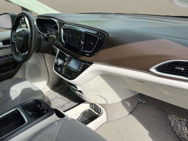 2017 Chrysler Pacifica Touring