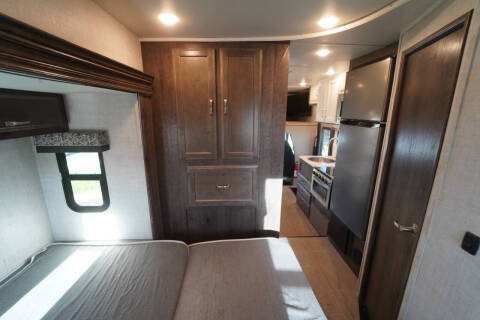 2022 Gulfstream Conquest 6220
