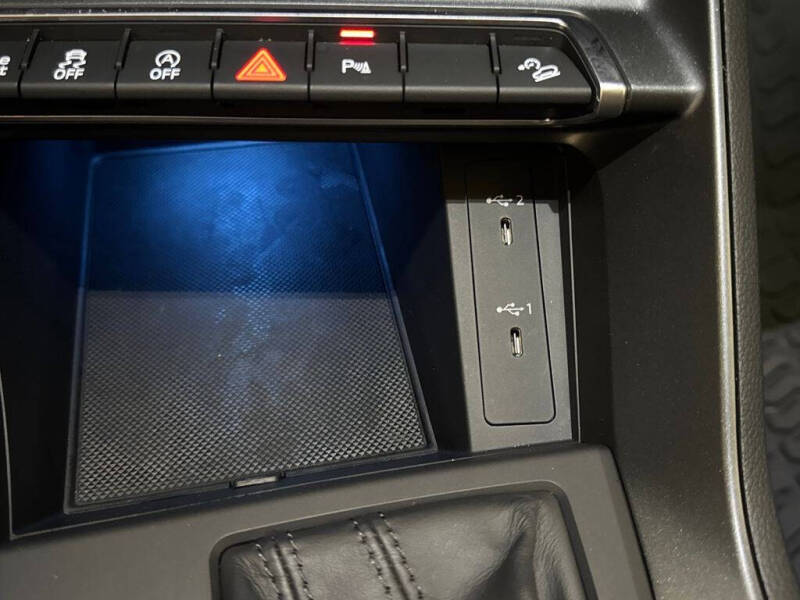 2022 Audi Q3 quattro S line Prem Plus 45 TFSI