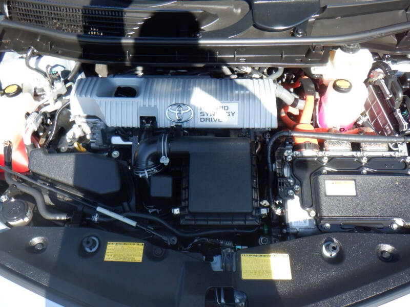 2013 Toyota Prius v Five