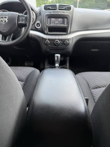 2018 Dodge Journey SE