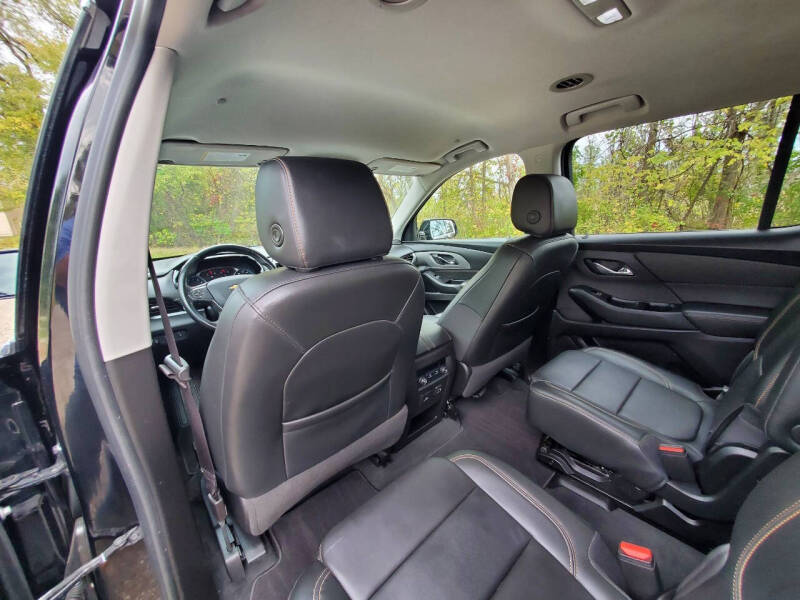 2020 Chevrolet Traverse LT Leather