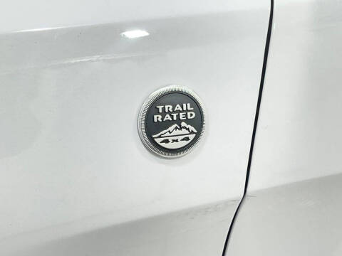 2020 Jeep Grand Cherokee Laredo