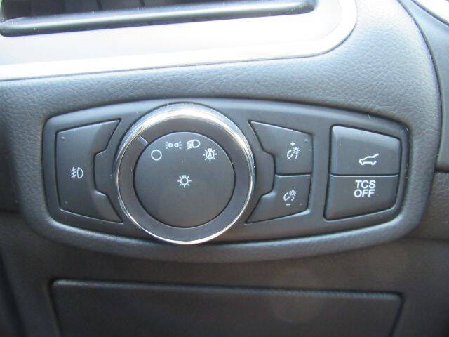 2020 Ford Edge Titanium