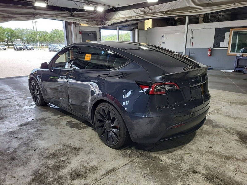 2025 Tesla Model Y Performance