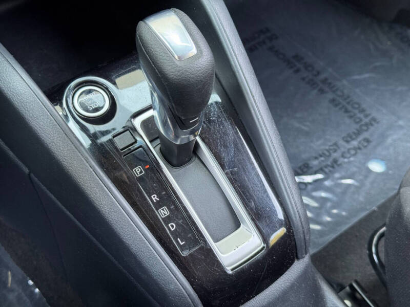 2021 Nissan Kicks S