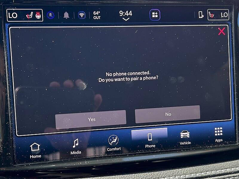 2027 Chrysler Pacifica Select