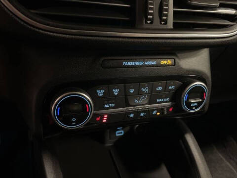 2021 Ford Escape Titanium