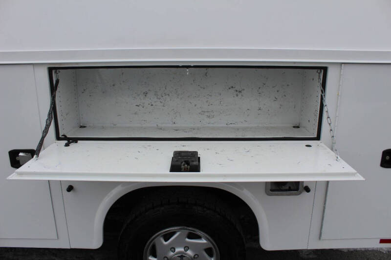 2024 Ford E-Series E-350 SD