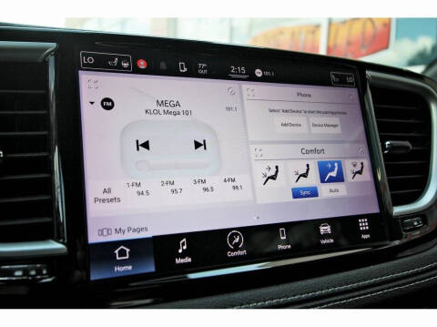 2022 Chrysler Pacifica Touring