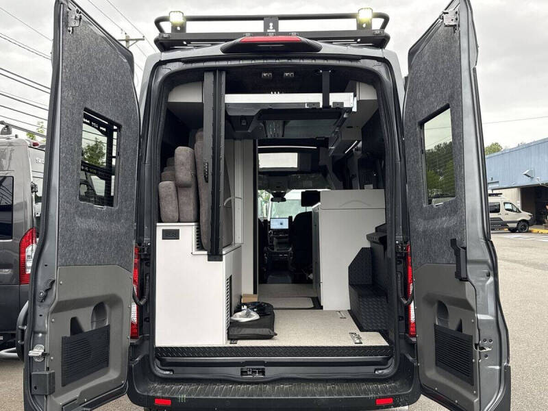 2024 Ford Transit