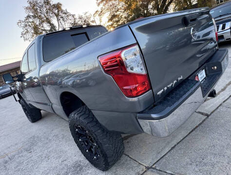 2016 Nissan Titan XD SV