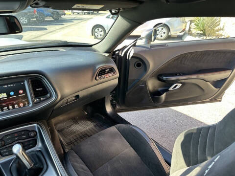 2015 Dodge Challenger SRT 392