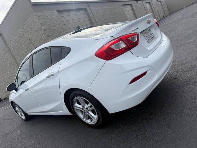 2017 Chevrolet Cruze LS Auto