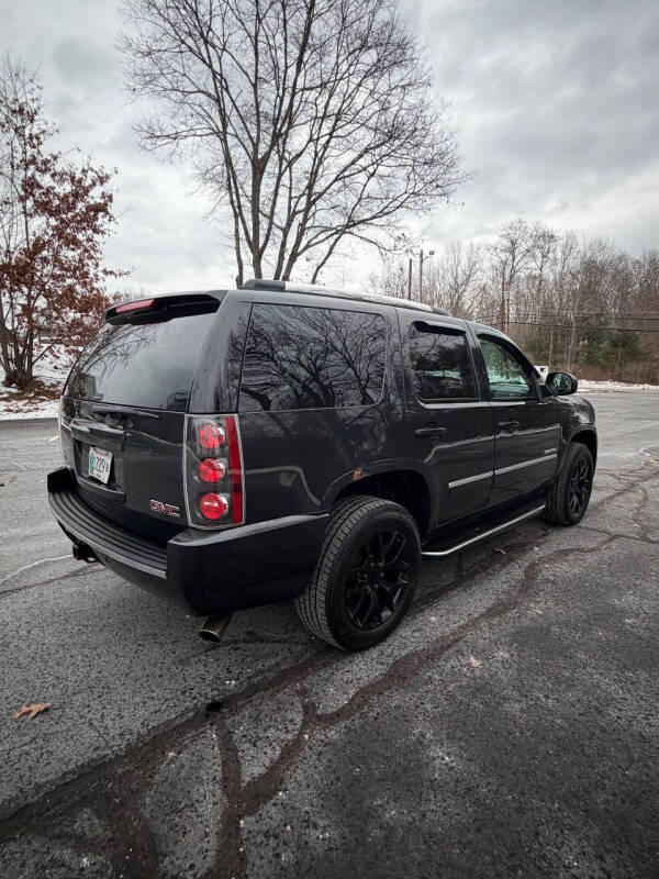 2011 GMC Yukon Denali