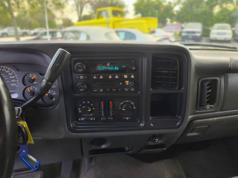 2005 Chevrolet Silverado 1500 LS