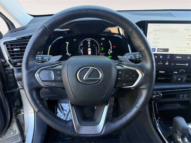 2022 Lexus NX 450h+