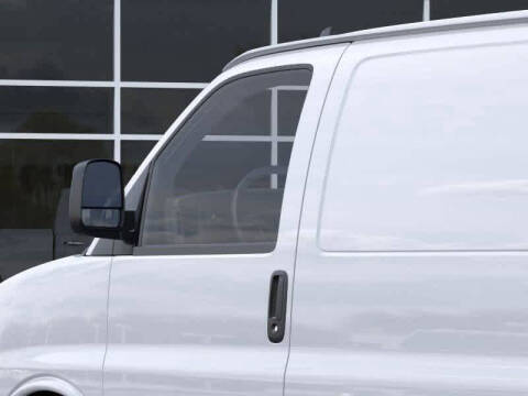 2025 Chevrolet Express 2500