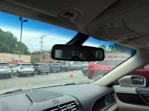 2018 Lincoln Continental Premiere