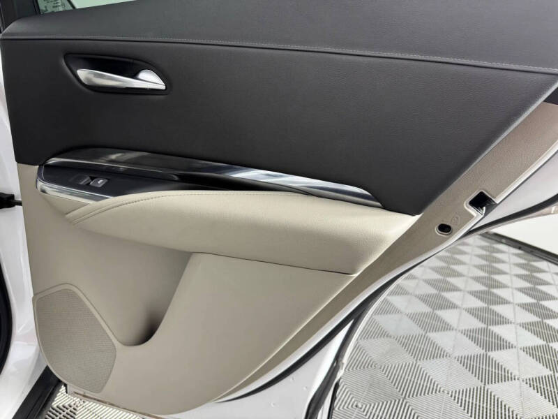 2019 Cadillac XT4 Luxury