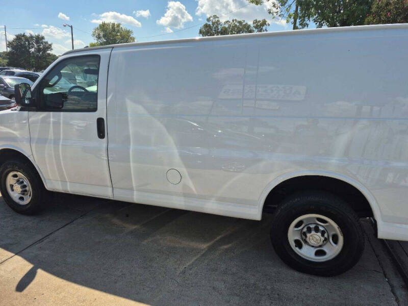 2021 Chevrolet Express 2500