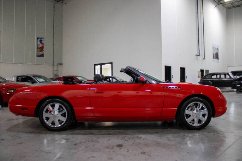 2002 Ford Thunderbird Deluxe