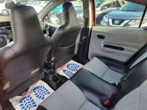 2013 Toyota Prius c Three