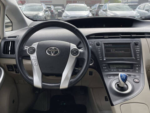 2010 Toyota Prius II