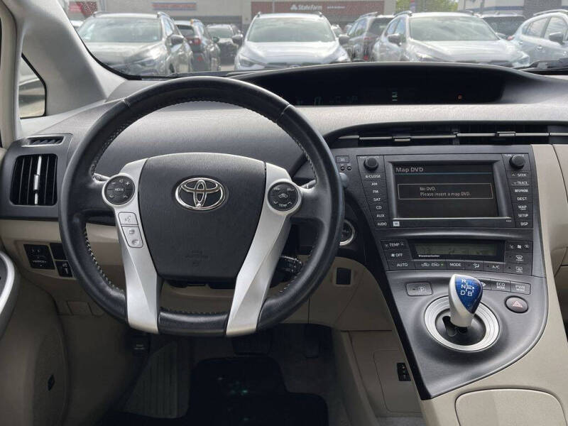 2010 Toyota Prius II