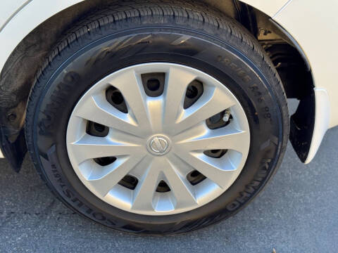 2015 Nissan Versa Note SV