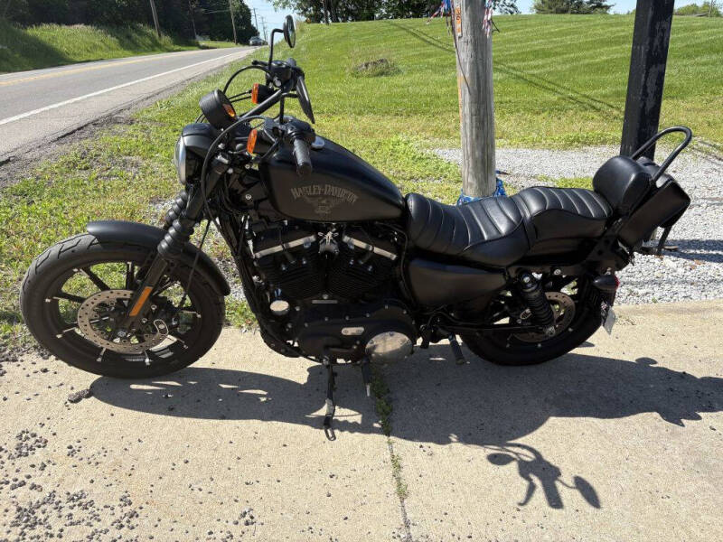 2016 Harley-Davidson Iron 883