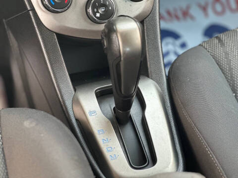 2016 Chevrolet Sonic LT Auto