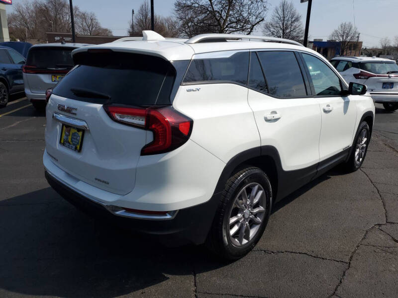 2024 GMC Terrain SLT