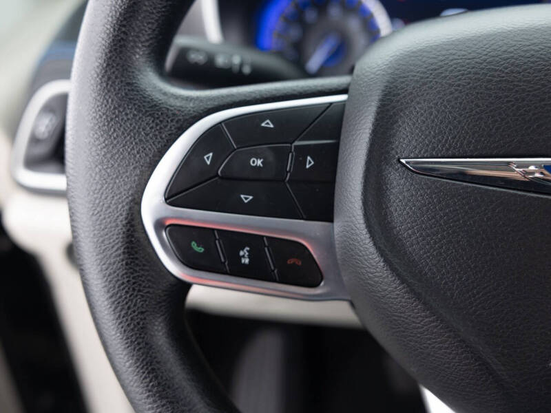 2021 Chrysler Pacifica Touring