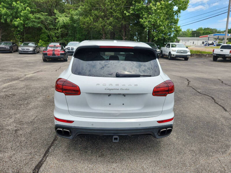 2015 Porsche Cayenne Turbo