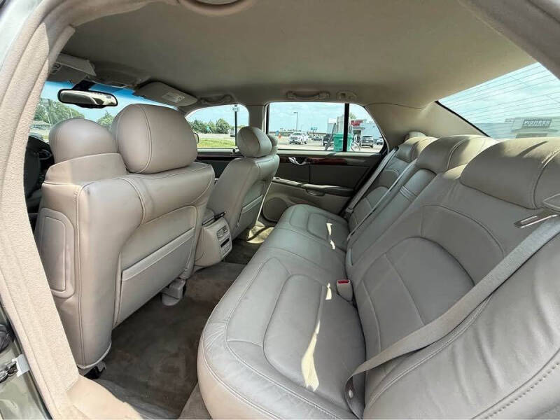 2005 Cadillac DeVille